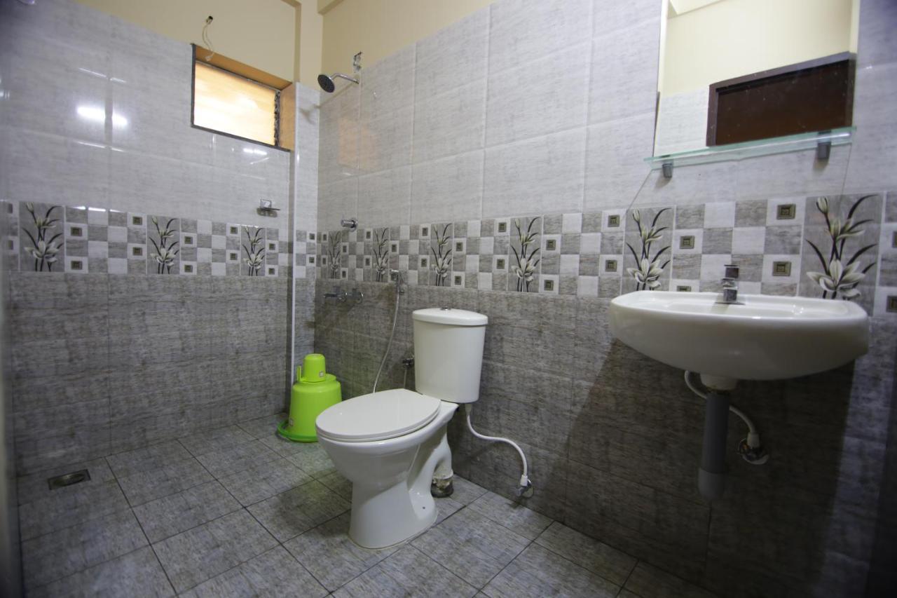 Отель Mirage Residency Коччи Экстерьер фото